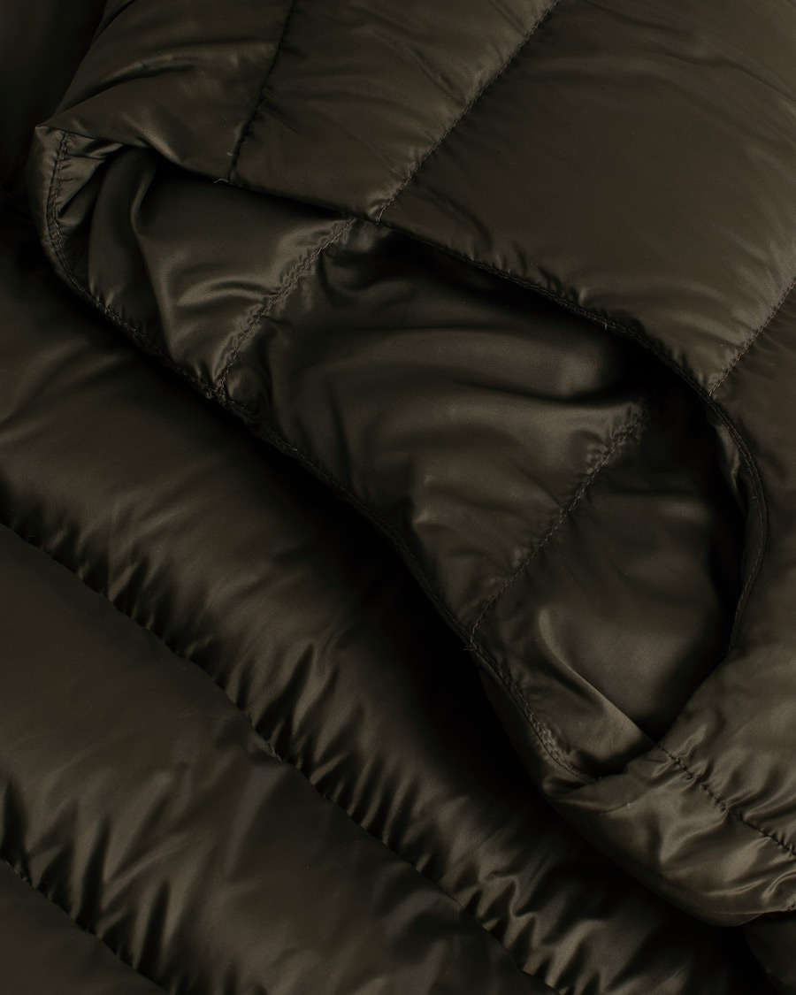 Mies | Takit | Pre-owned | Herno Globe Down Puffer Gilet Forest Green