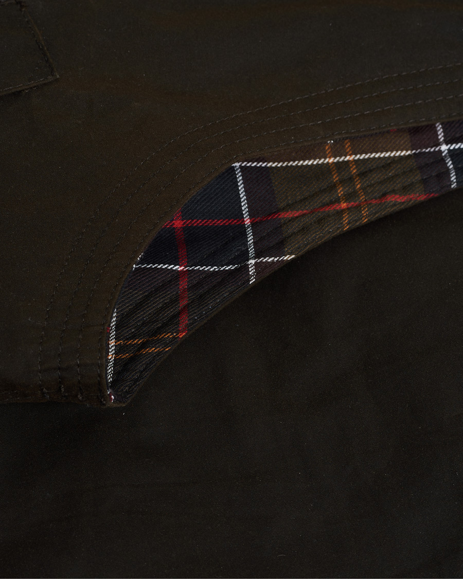 Mies | Takit | Pre-owned | Barbour Lifestyle New Westmorland Waxed Vest Olive