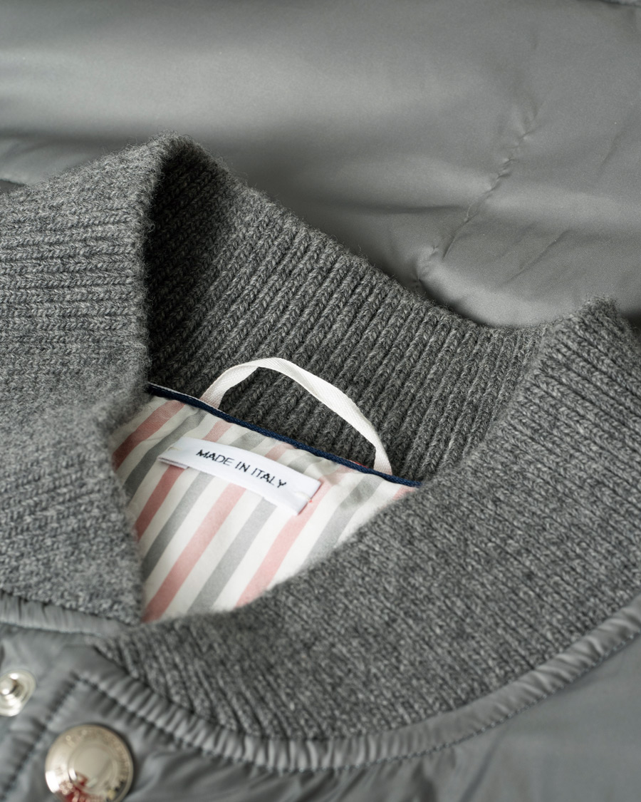 Mies | Takit | Pre-owned | Thom Browne 4 Bar Snap Front Down Vest Light Grey