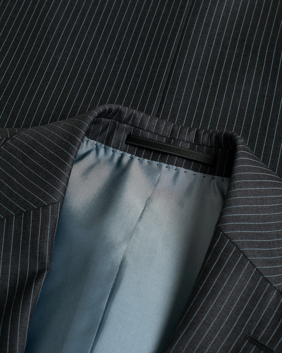 Mies | Pikkutakit | Pre-owned | Boss Pinstripe Wool Suit Navy 52