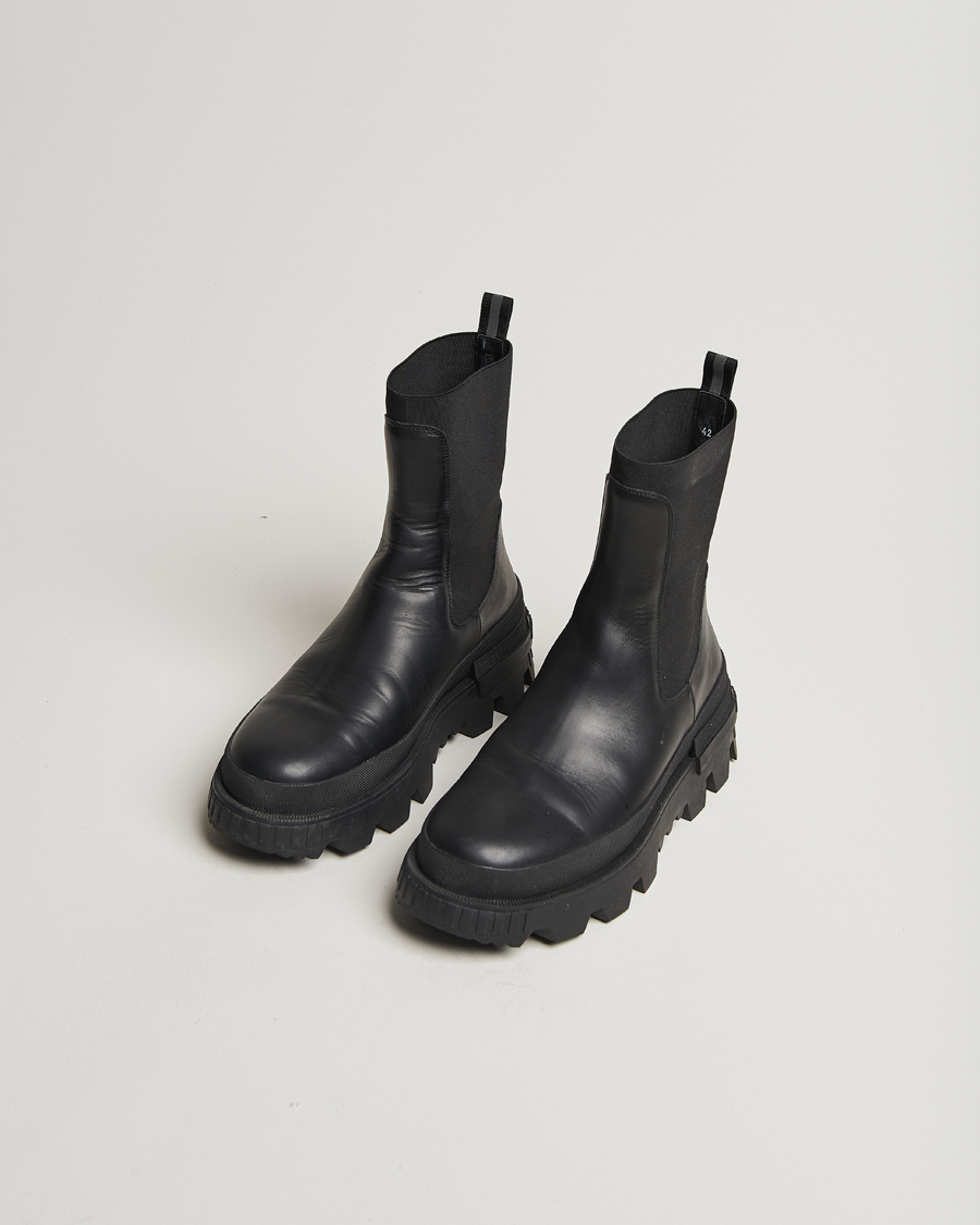 Mies | Moncler Neue Chelsea Boots Black 42 | Pre-owned | Moncler Neue Chelsea Boots Black 42
