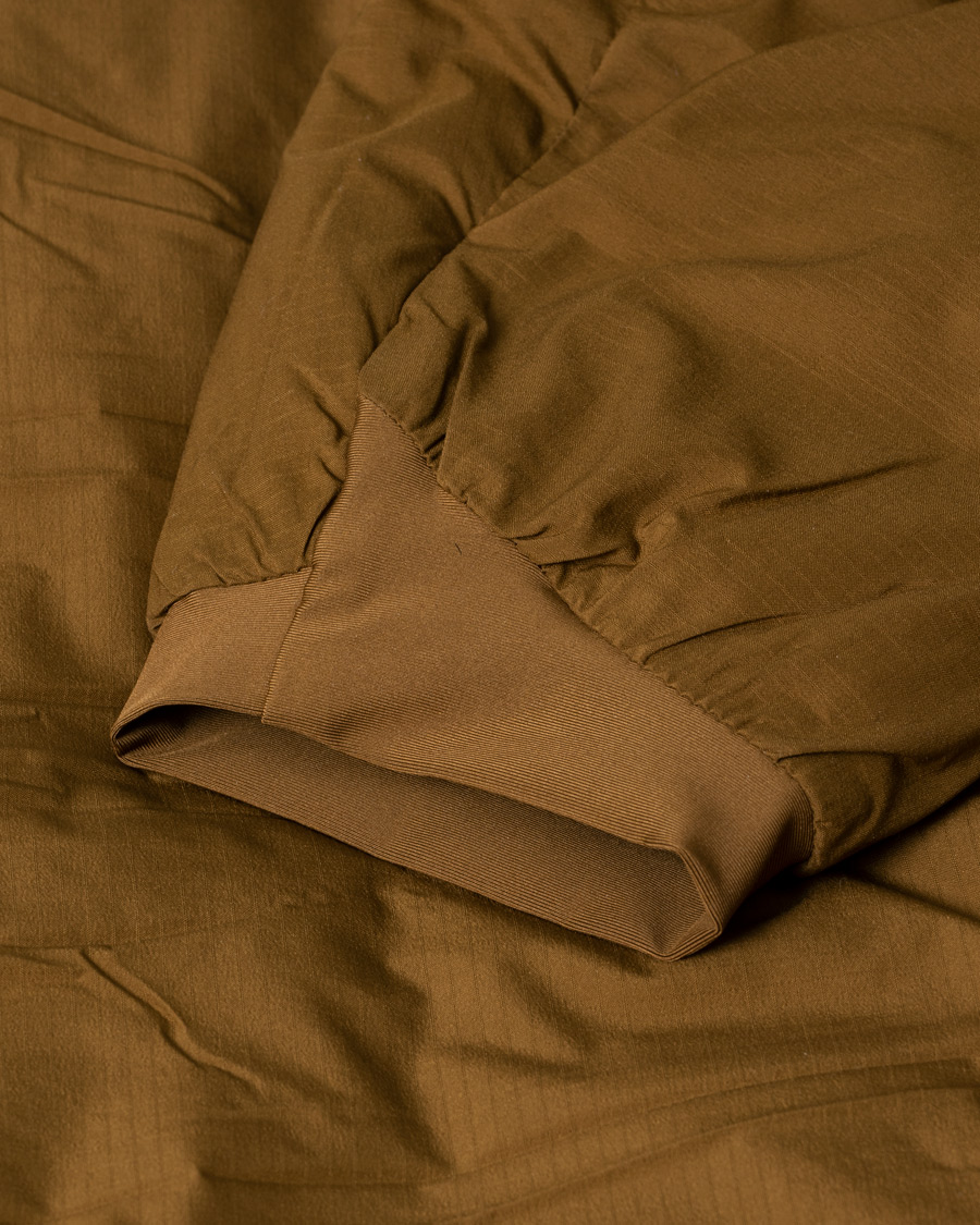 Mies | Takit | Pre-owned | Arc'teryx Atom AR Hooded Jacket Relic