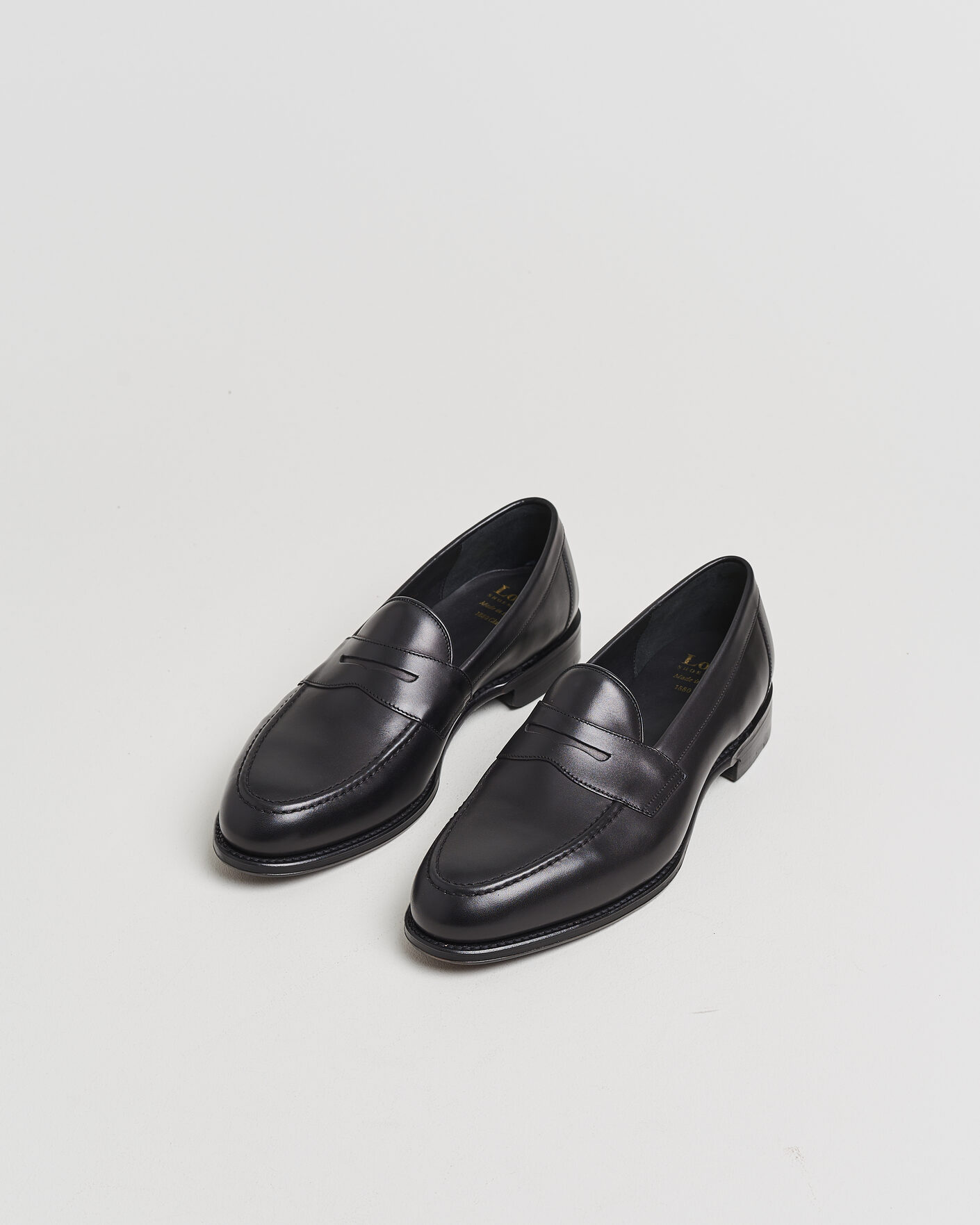 Mies | Pre-owned Pohjattavat kengät | Pre-owned | Loake 1880 Hornbeam Eco Penny Loafer Black Calf UK10 - EU44