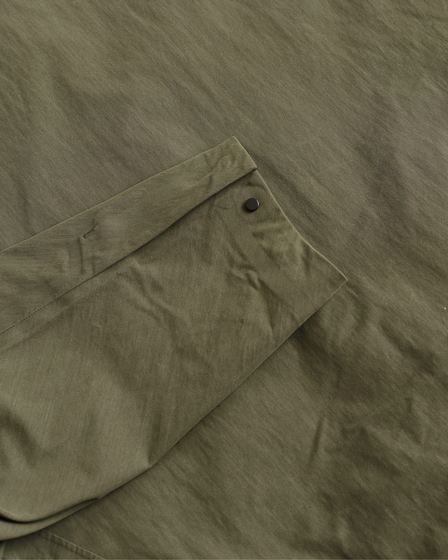 Mies | Pre-owned Takit | Pre-owned | Arc'teryx Veilance Overshirt Green M