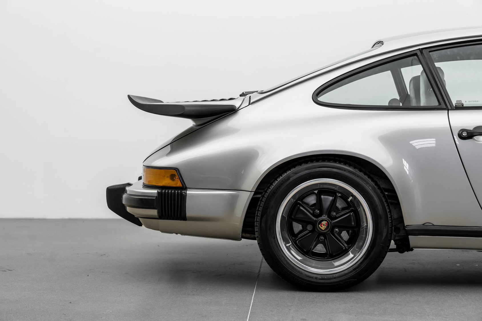 Mies | | Pre-Owned & Vintage Cars | Porsche 911 SC ***SOLD***