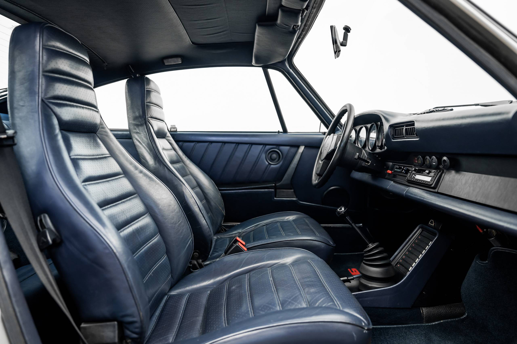 Mies | | Pre-Owned & Vintage Cars | Porsche 911 SC ***SOLD***