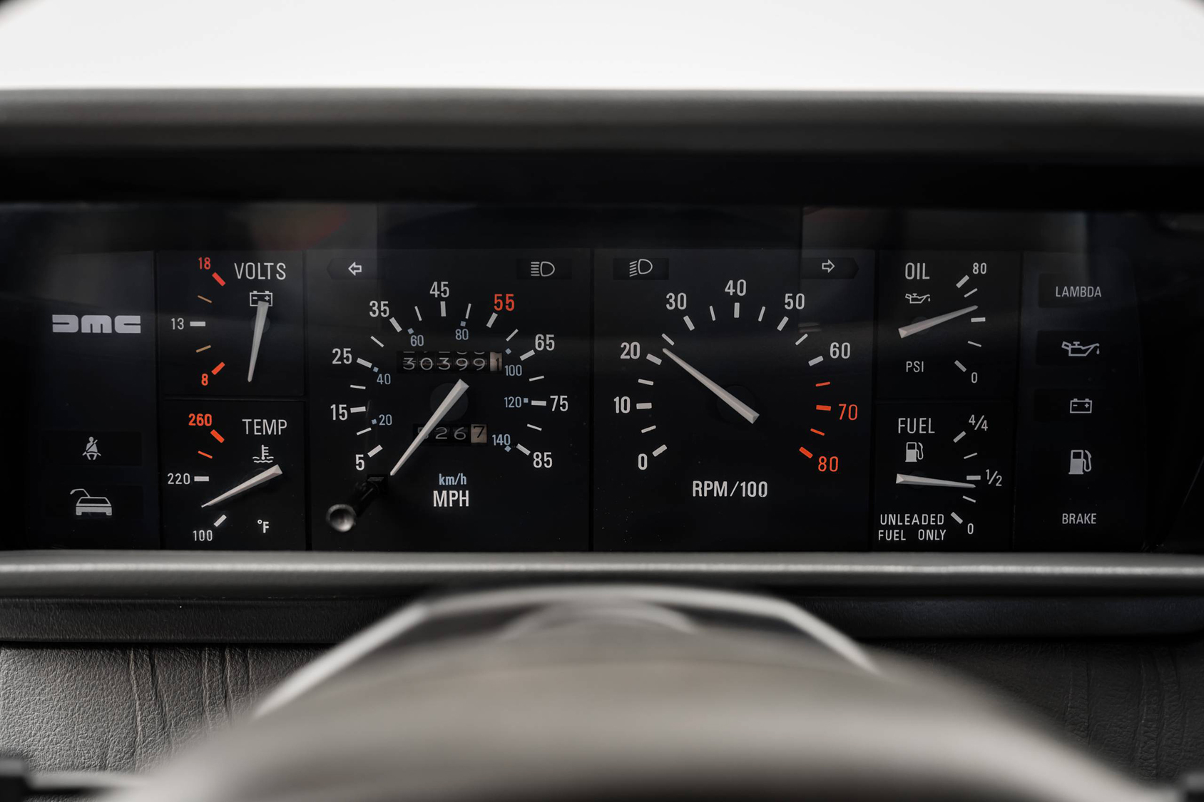 Mies | | Pre-Owned & Vintage Cars | DeLorean DMC-12 ***SOLD***