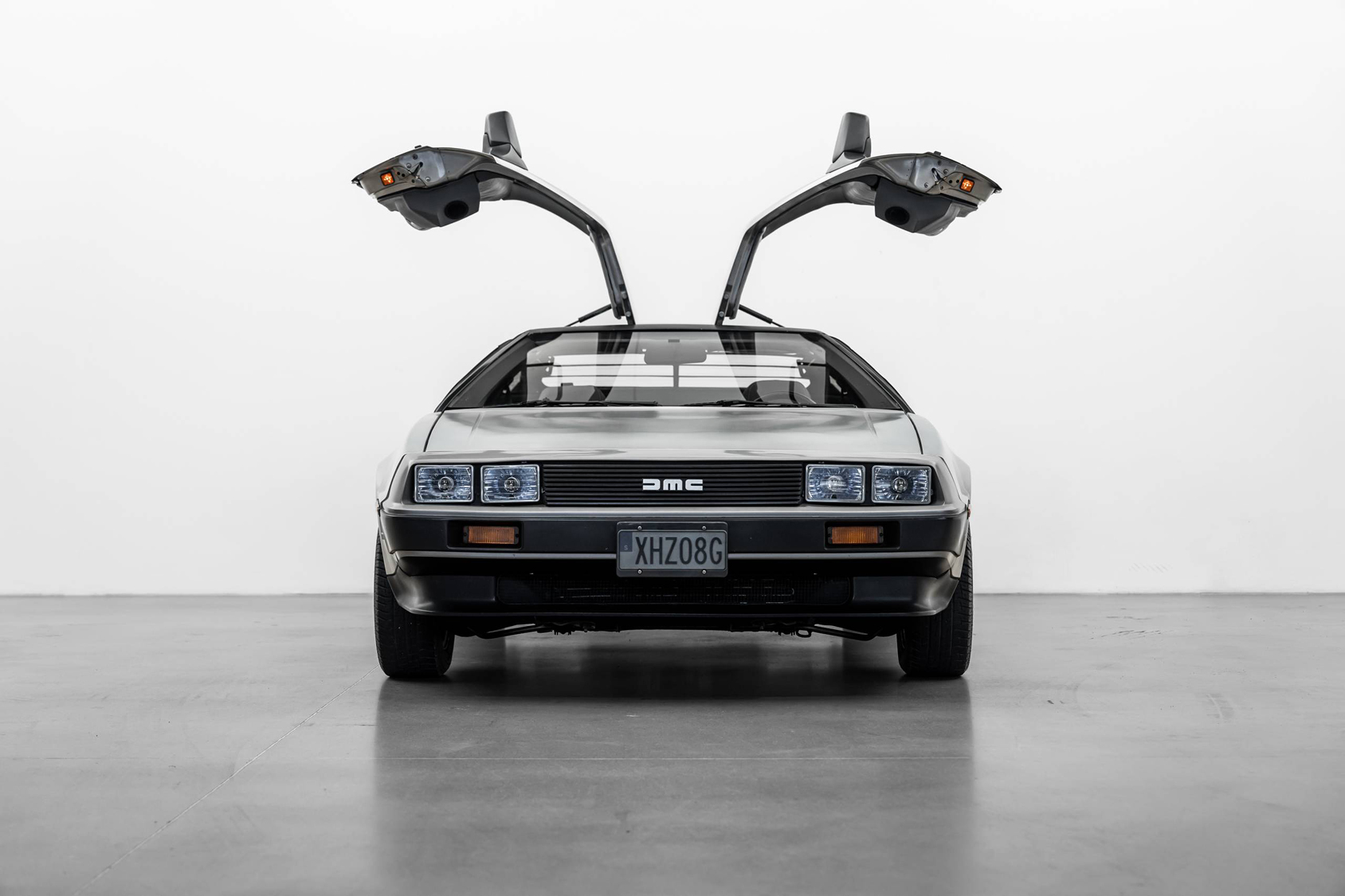 Mies | | Pre-Owned & Vintage Cars | DeLorean DMC-12 ***SOLD***