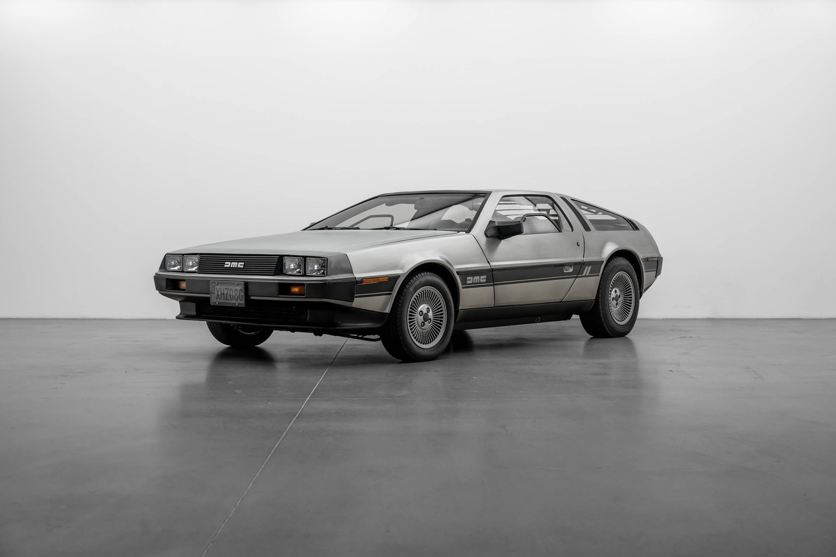 Mies | | Pre-Owned & Vintage Cars | DeLorean DMC-12 ***SOLD***