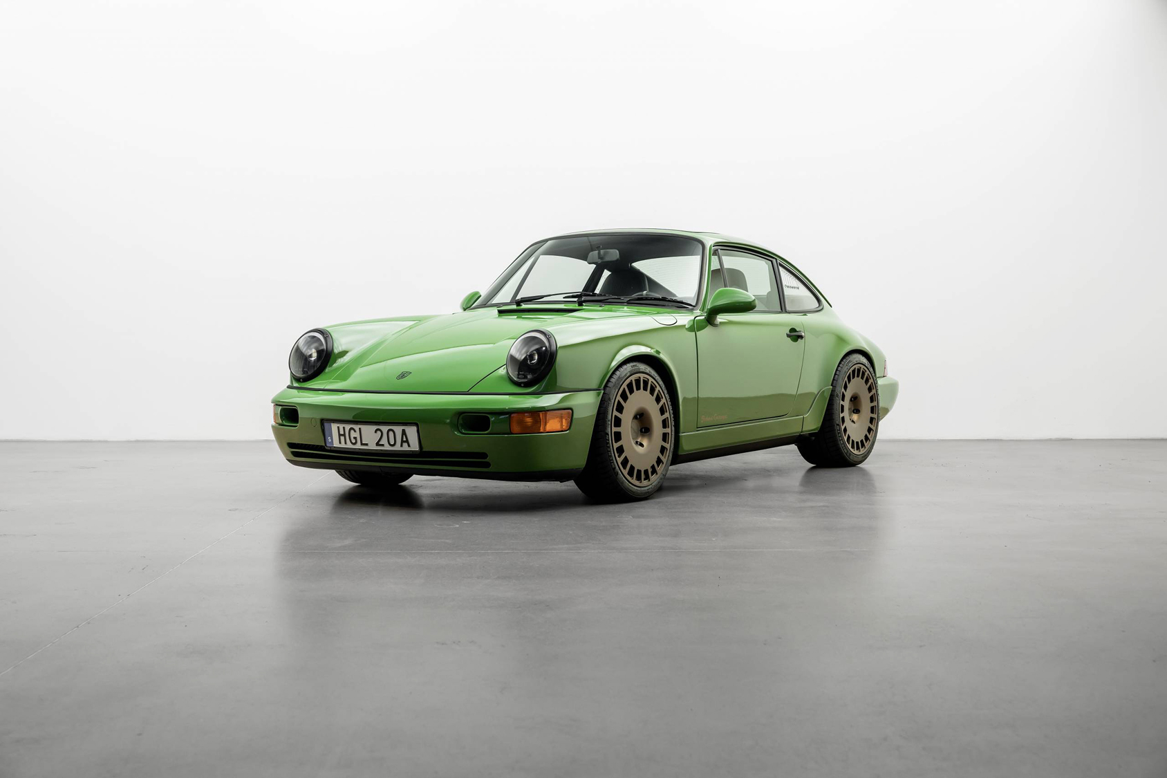 Mies | | Pre-Owned & Vintage Cars | Porsche 911 Carrera 4 “Redrum” ***SOLD***