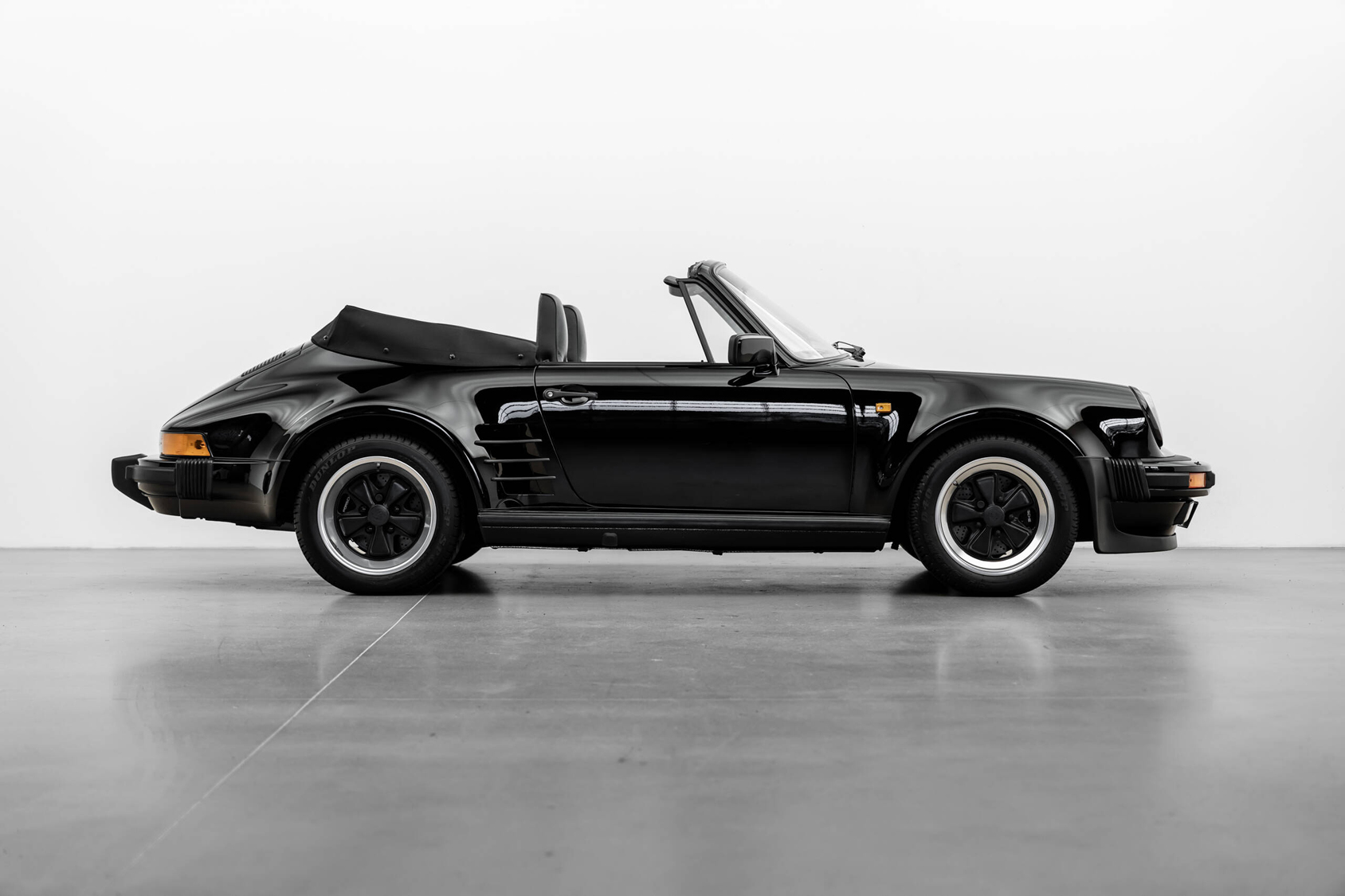 Mies | | Pre-Owned & Vintage Cars | Porsche 911 Carrera WTL Cab ***SOLD***