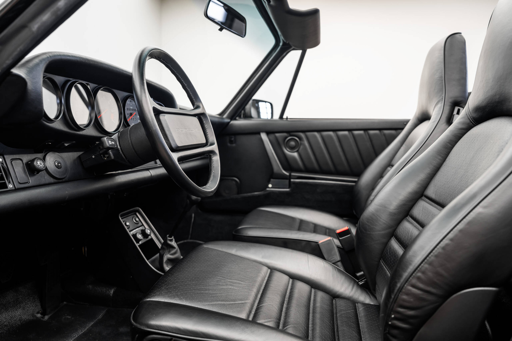 Mies | | Pre-Owned & Vintage Cars | Porsche 911 Carrera WTL Cab ***SOLD***