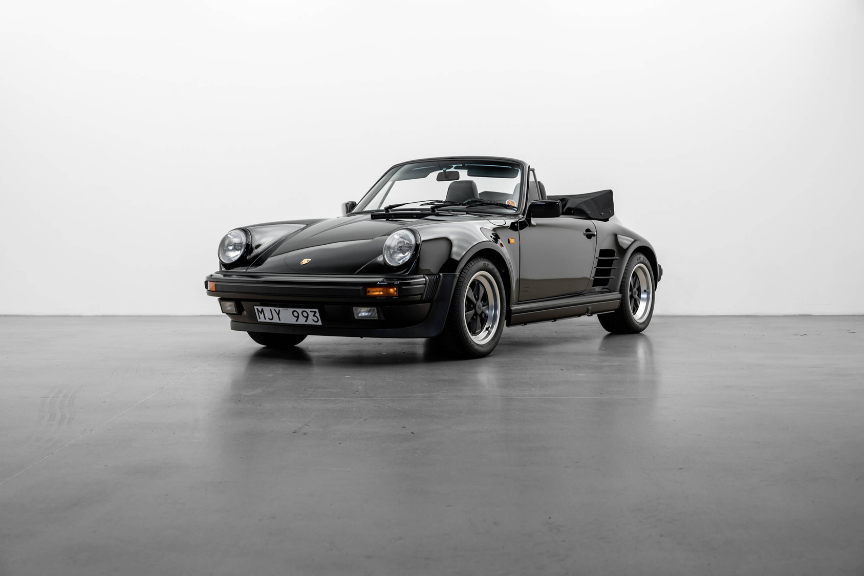 Mies | | Pre-Owned & Vintage Cars | Porsche 911 Carrera WTL Cab ***SOLD***