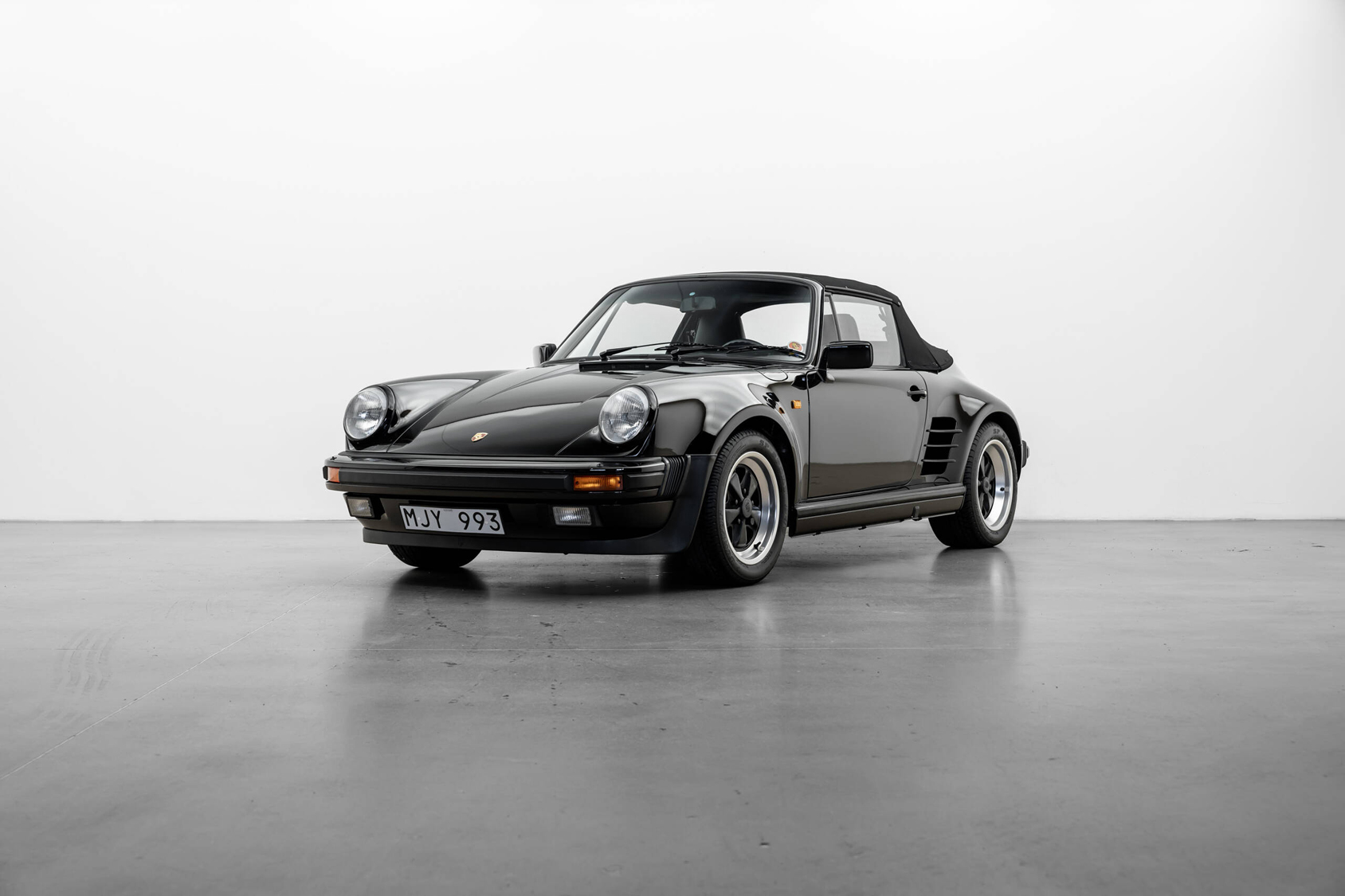 Mies | | Pre-Owned & Vintage Cars | Porsche 911 Carrera WTL Cab ***SOLD***